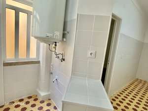 T4+1 à Estefânia/Jardim Constantino - Grande imagem: 5/36