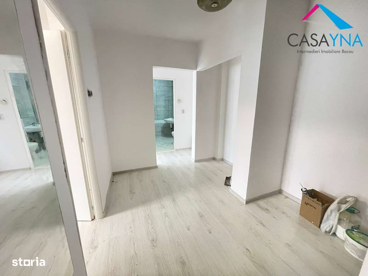 Decomandat- 2 camere, etaj 3, zona Nord - Imagine principală: 3/7