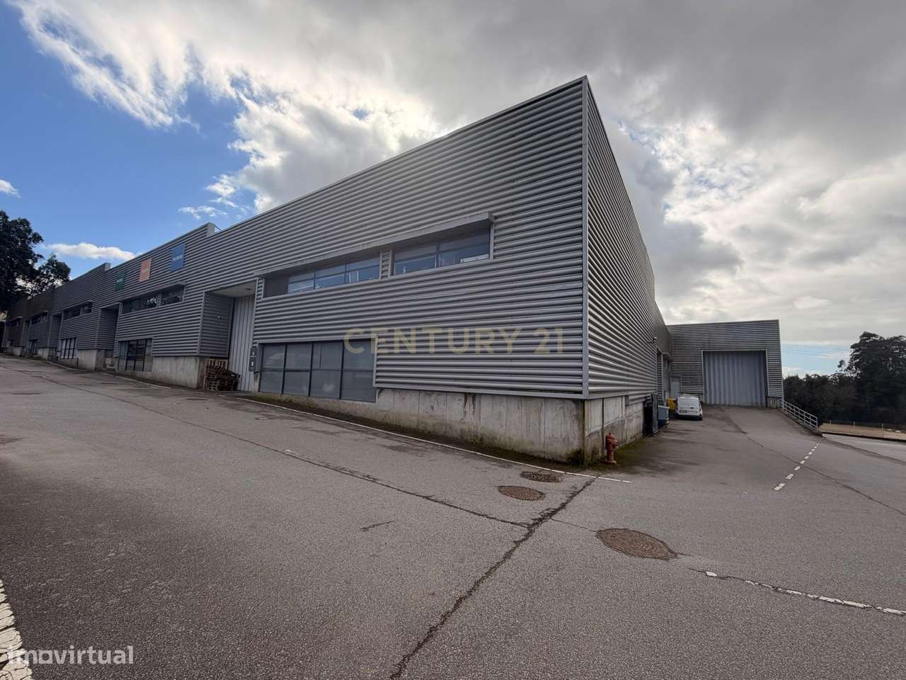 Armazém em Guilhabreu com 425 m2 - Grande imagem: 4/29