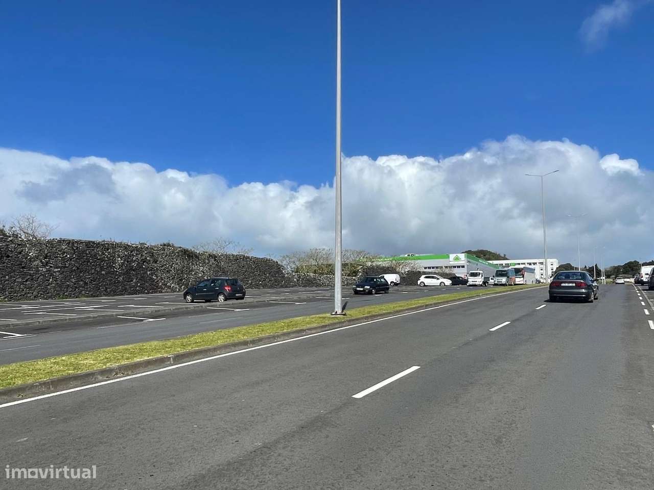 TERRENO URBANO EM PONTA DELGADA - Grande imagem: 5/7