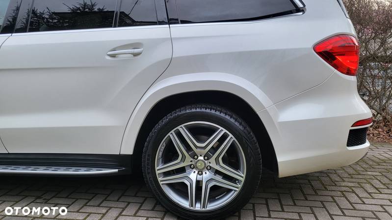 Mercedes-Benz GL 350 BlueTec 4-Matic - 4