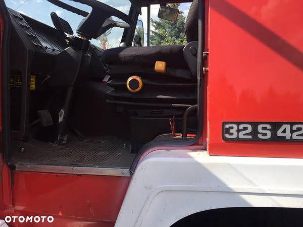 Steyr 32S42 6X4 - 7