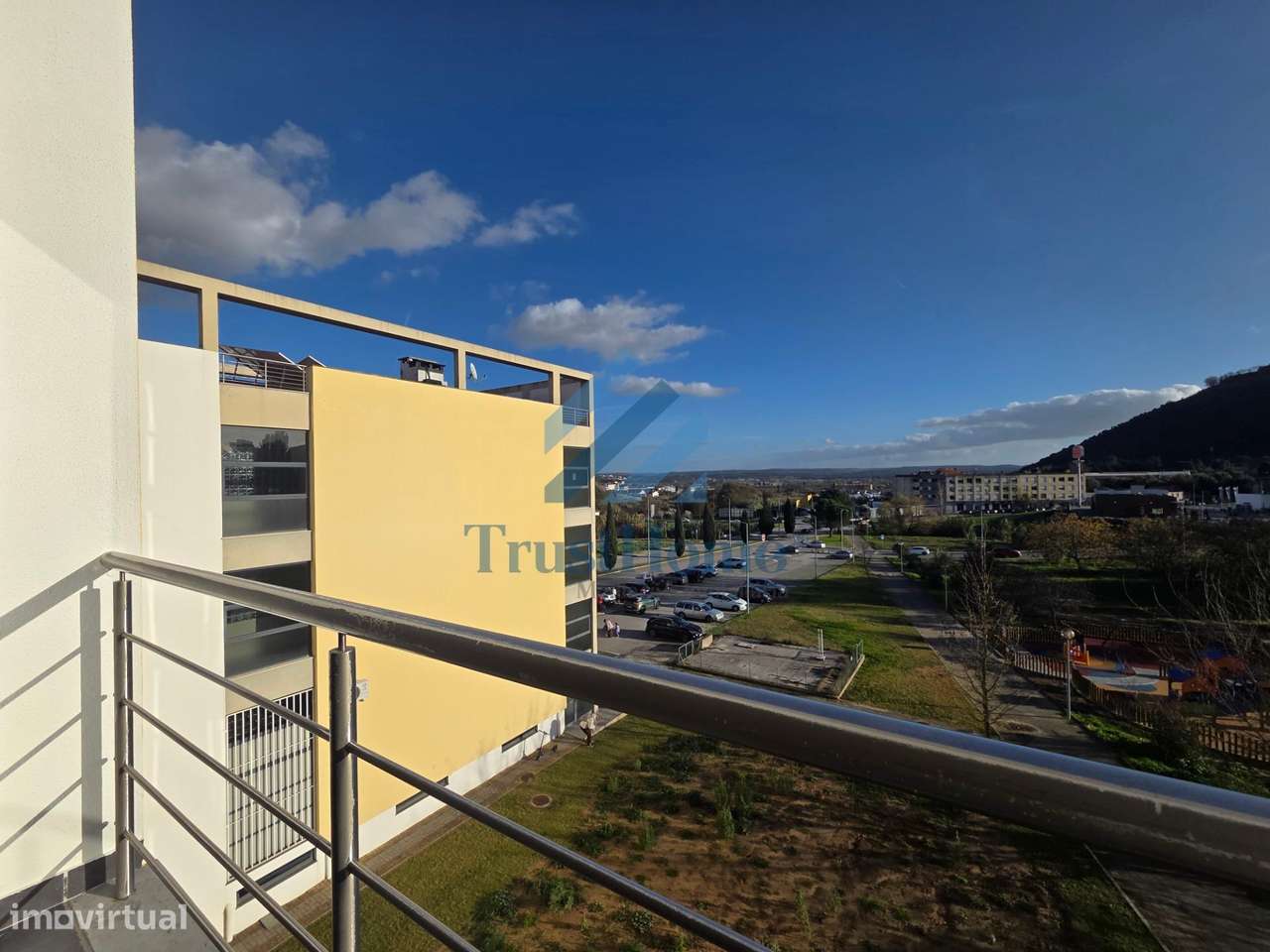 T3+1 em Alferrarede com 2 Box e arrecadação com 35m2-5