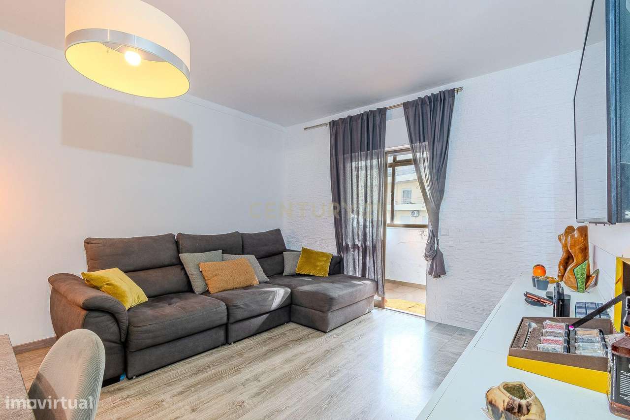 Apartamento T2 renovado, em Faro - Grande imagem: 4/23