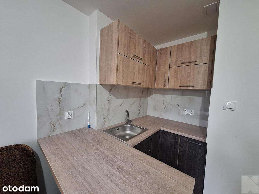 Niewielka kawalerka na parterze po remoncie - Pełny obrazek: 3/6