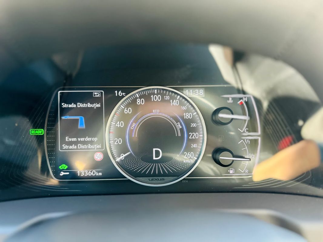 Lexus Seria ES 300h Luxury Line - 11