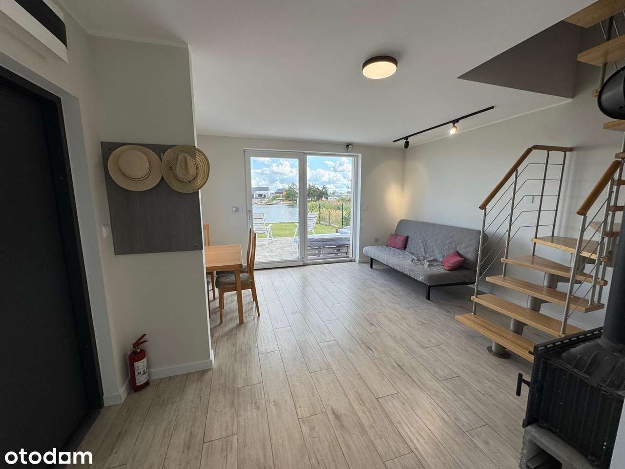 0% prowizji. Prywatna plaża i własna linia brzegowa - Pełny obrazek: 5/17