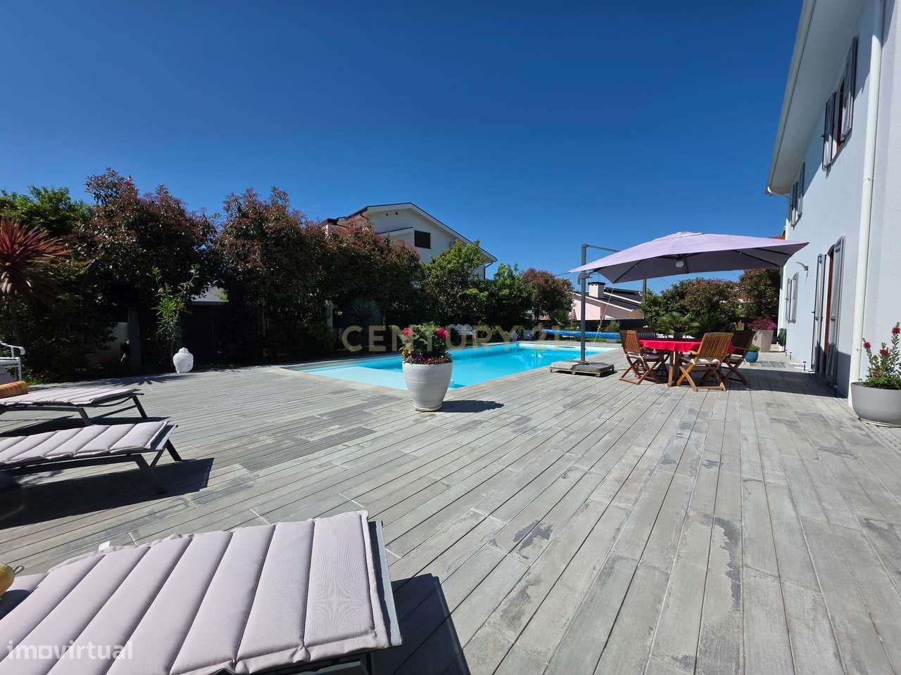 Moradia situada em Beire / Paredes-51