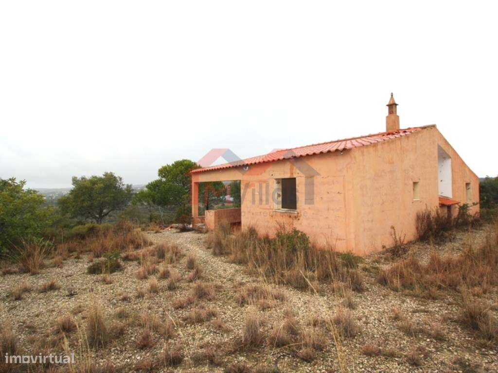 Terreno com ruína - Santa Barbara de Nexe - Grande imagem: 3/4