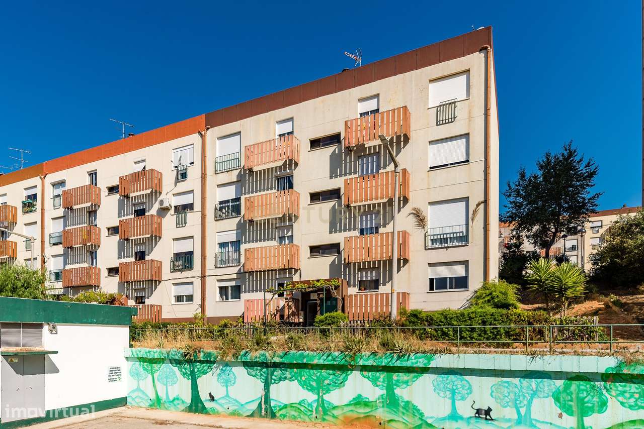 Apartamento T2 pronto a habitar Vialonga-16