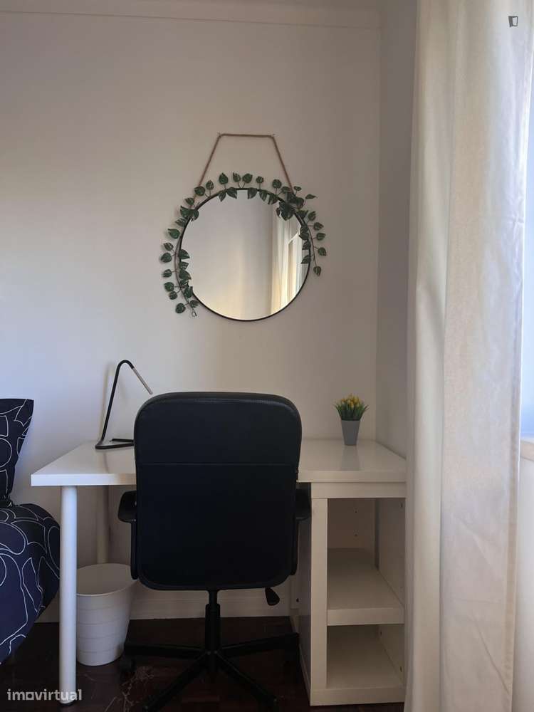 Quarto - localizado em Sacavém Lisbon - Grande imagem: 4/6