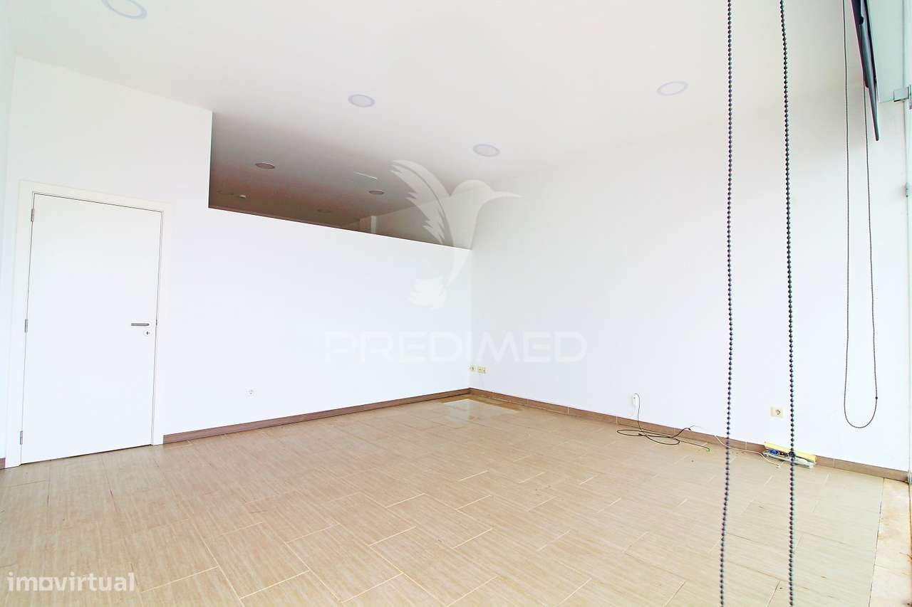Loja para Arrendamento em zona central Ferreiras, Albufeira - Grande imagem: 4/11