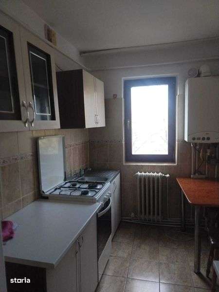 Vand apartament doua camere — fotografia 1