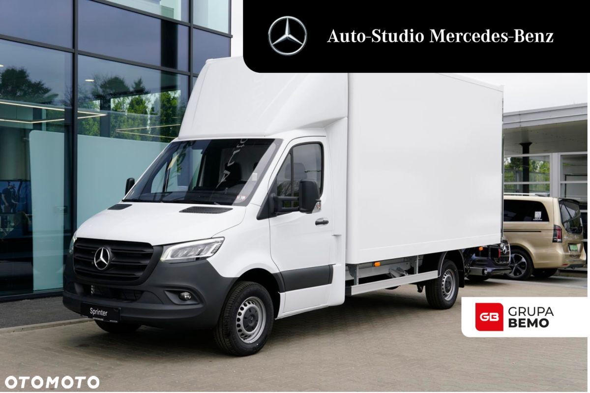 Mercedes-Benz Sprinter - 1