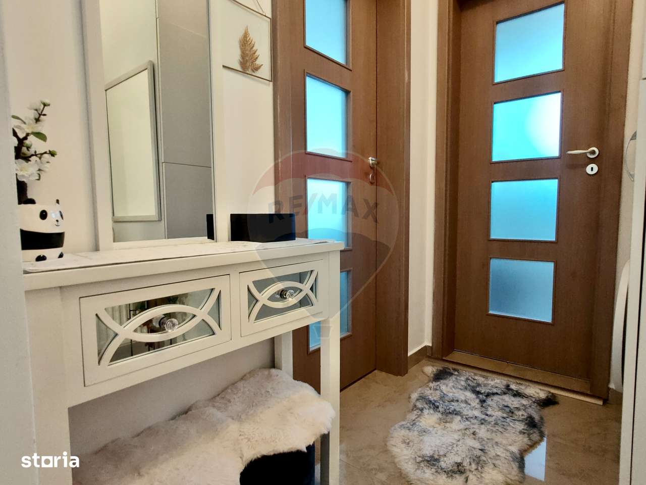 Apartament 2 dormitoare si bucatarie, parcare inclusa, 10 min de Vivo!-17