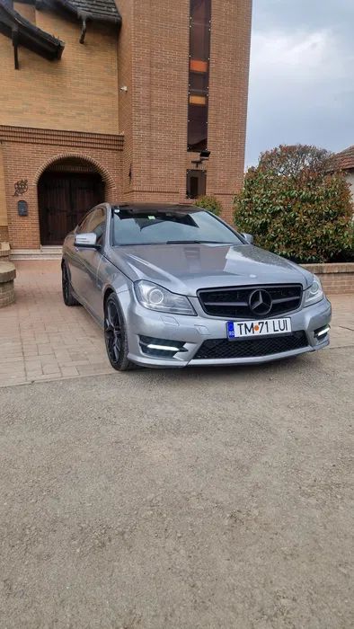 Mercedes-Benz C 2012