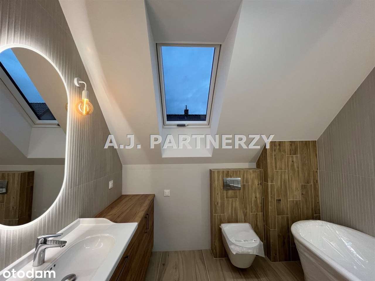 Kup i mieszkaj! Nowy dom w wysokim standardzie-12