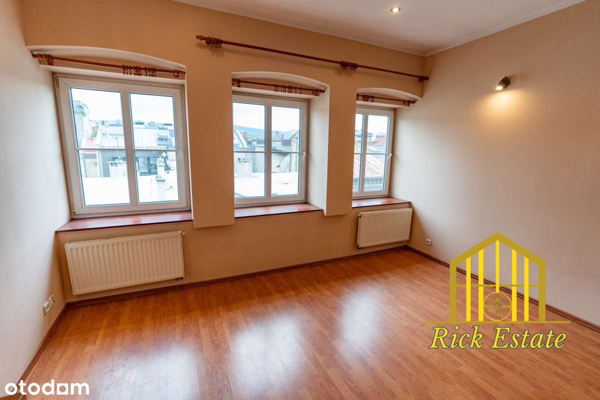 33,9 m² w sercu Bielska | Kamienica | Niski czynsz - Pełny obrazek: 1/15