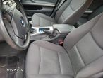 BMW Seria 3 318d Touring - 10