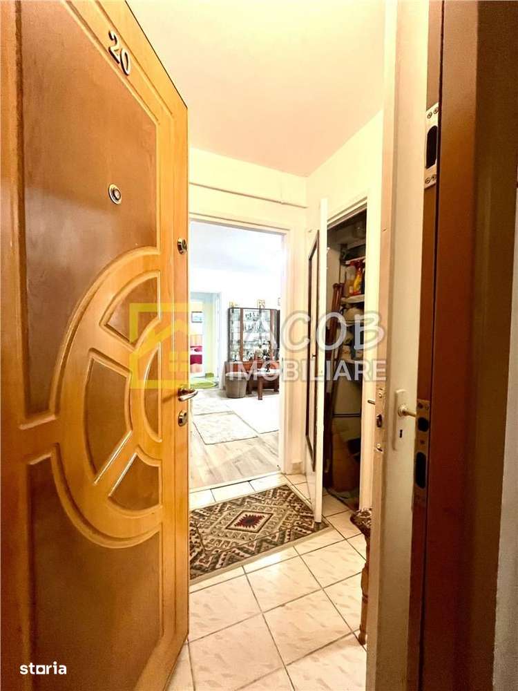 Apartament cu doua camere semidecomandate, zona Aviatori, Bacau-0