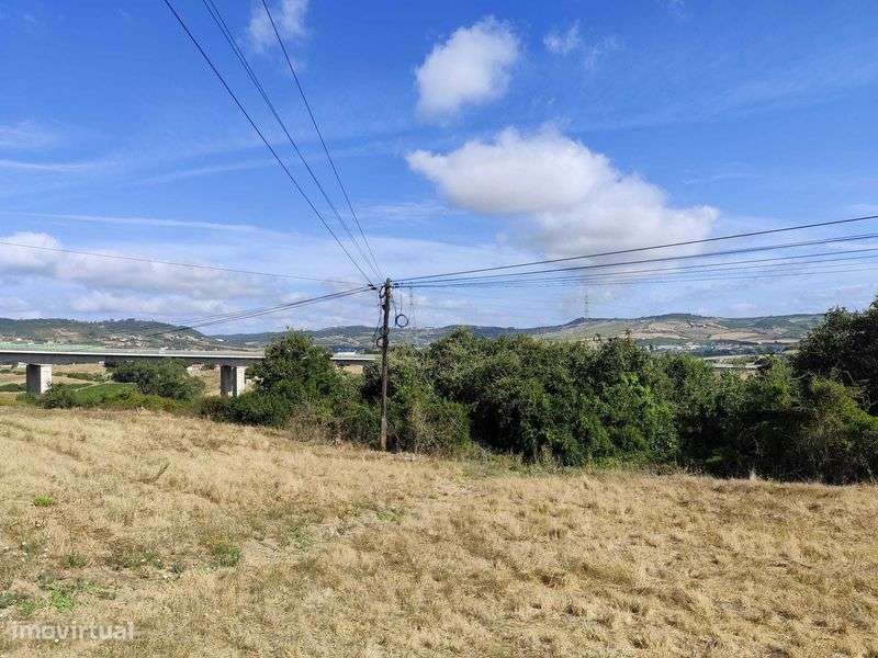 Terreno rústico com 14.200 m2 com potencial para projetos agrícolas - Grande imagem: 5/12