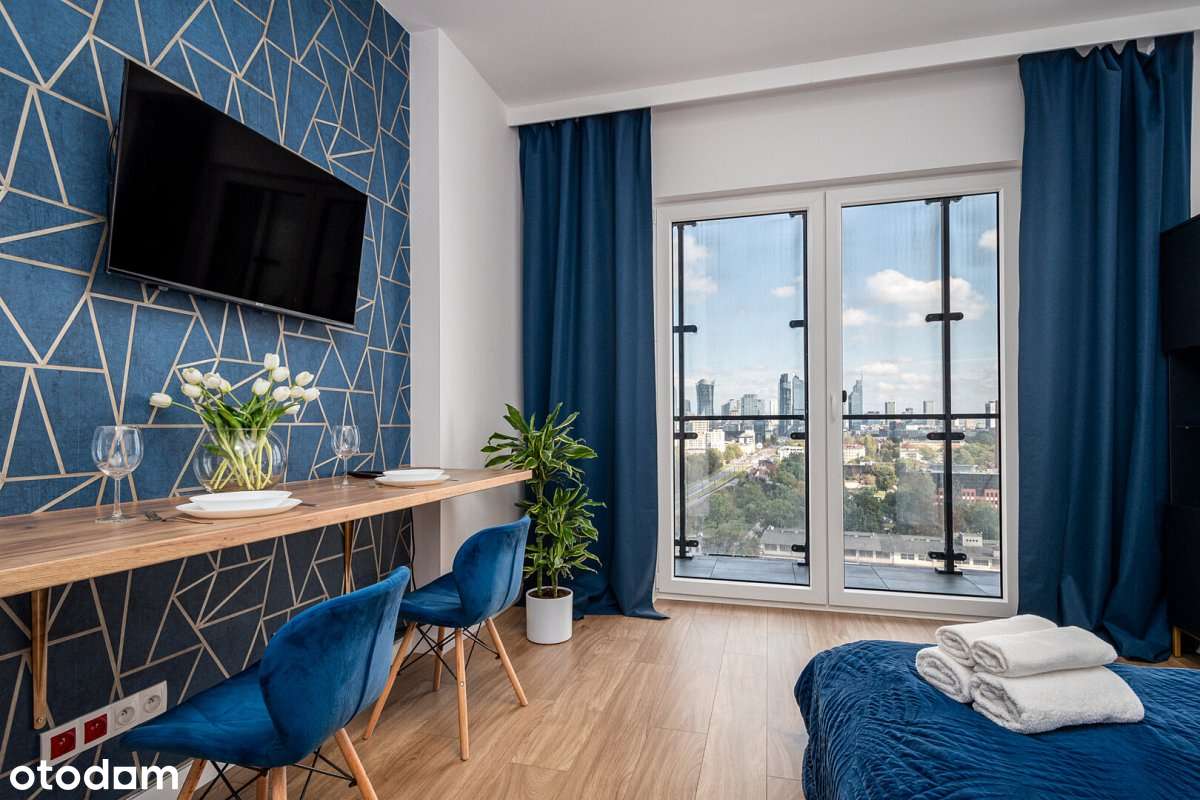 Lokal z widokiem na Panoramę miasta-2