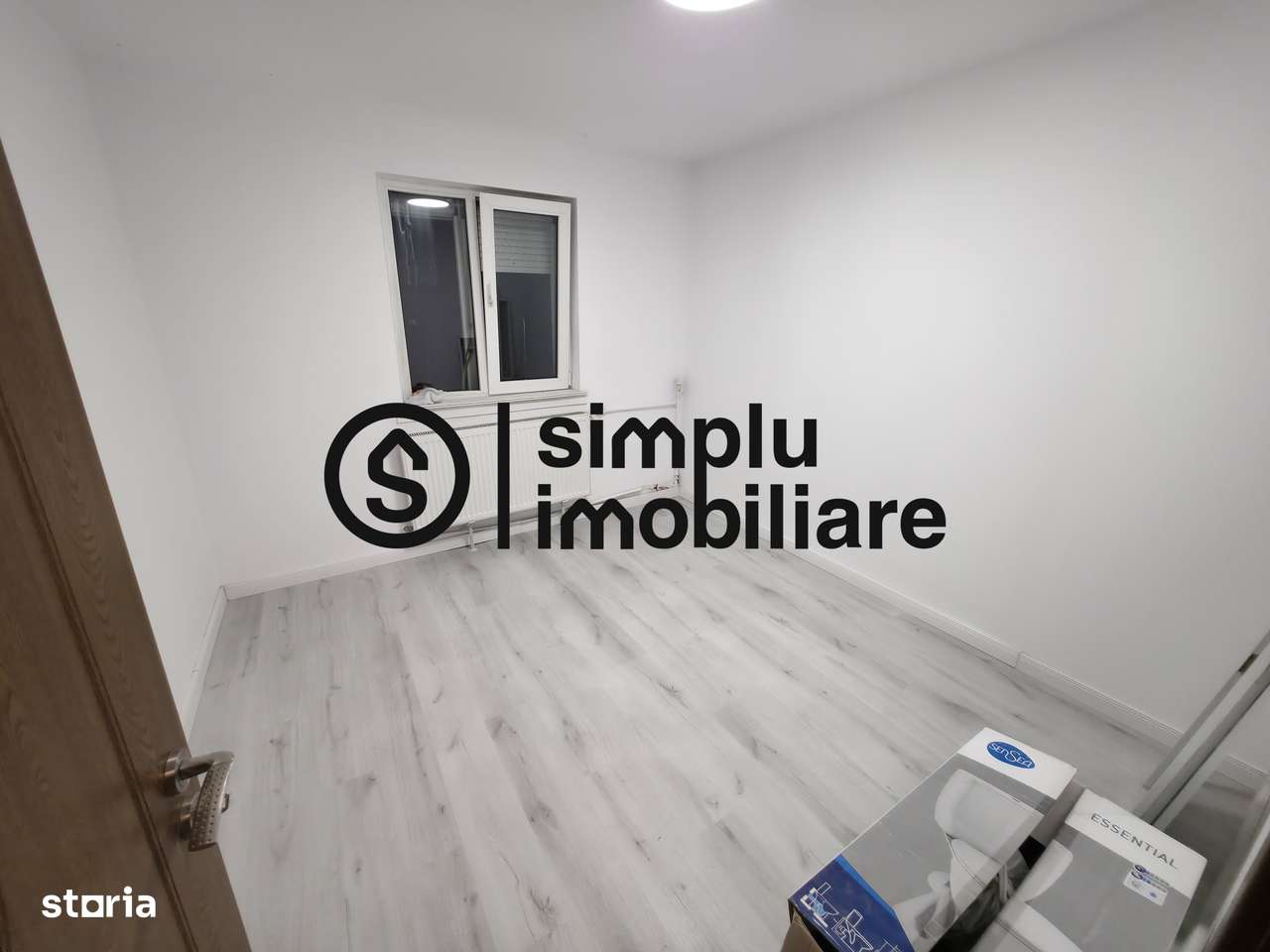 Apartament 2 camere - Craiovita - Etaj 10/10 - Imagine principală: 5/13
