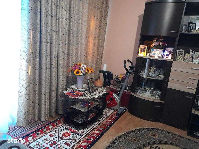 Garsoniera de vanzare - Imagine principală: 5/8