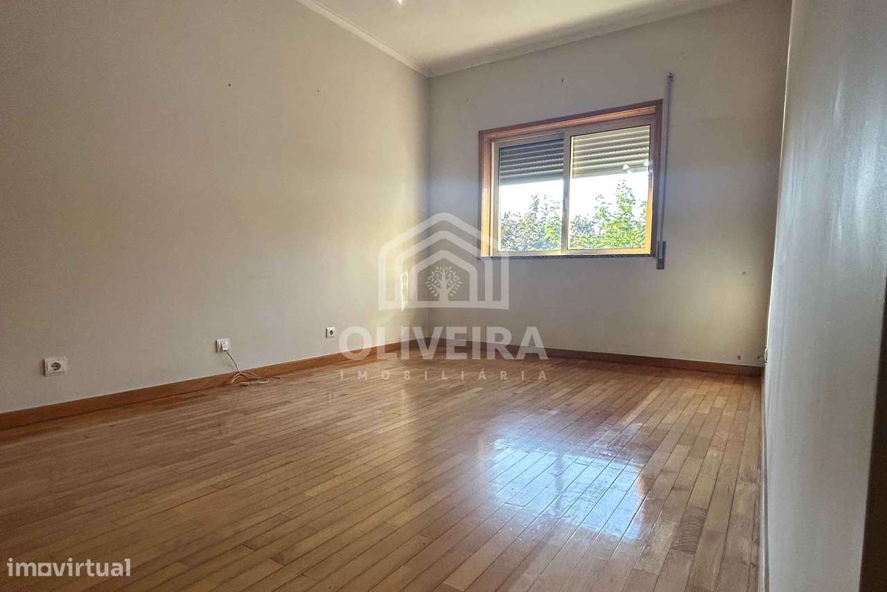 Apartamento T3 em Real, Braga-8