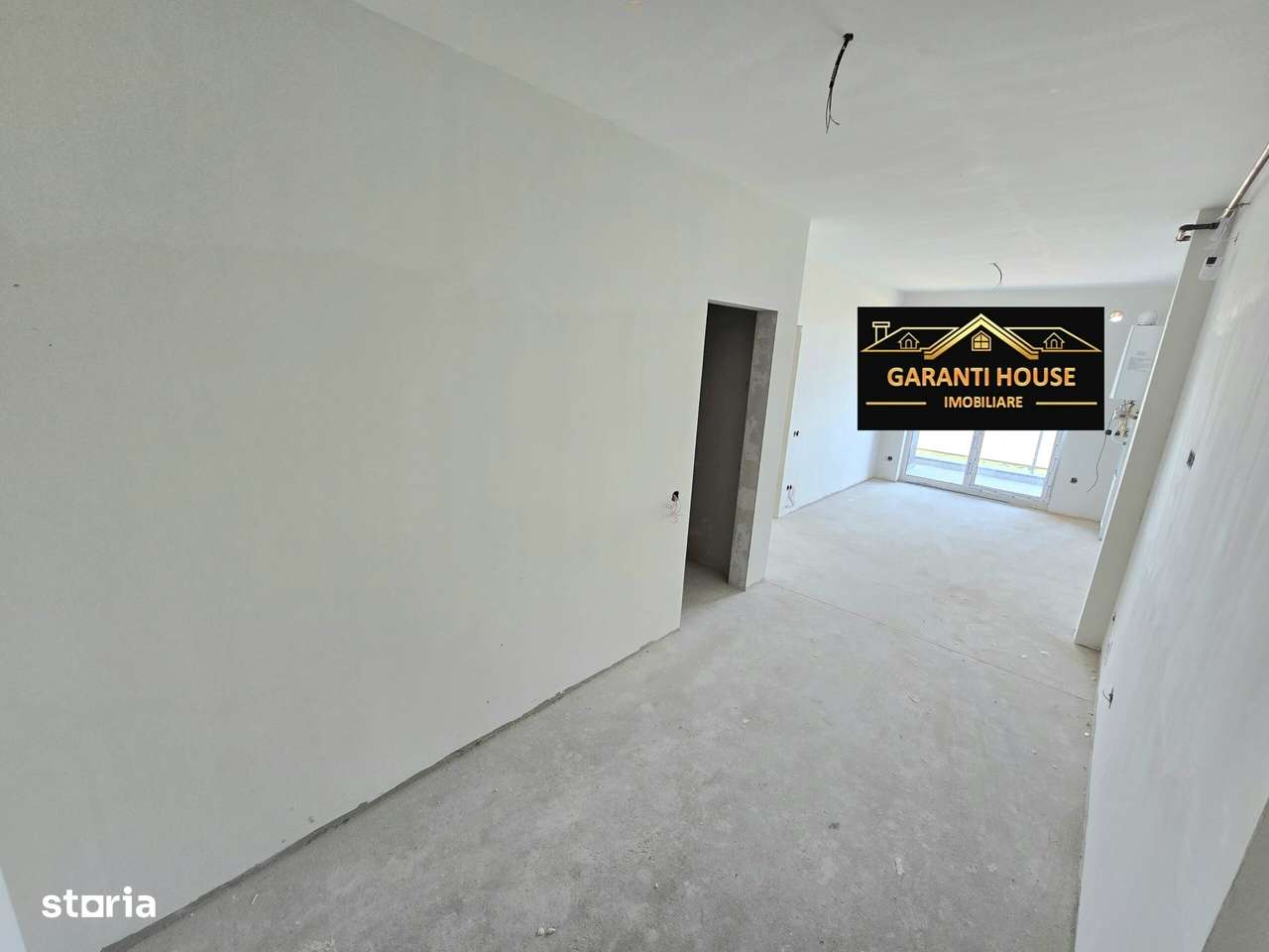 Bloc nou, apartament cu 2 camere, loc de parcare, 77 900€ - Imagine principală: 1/6