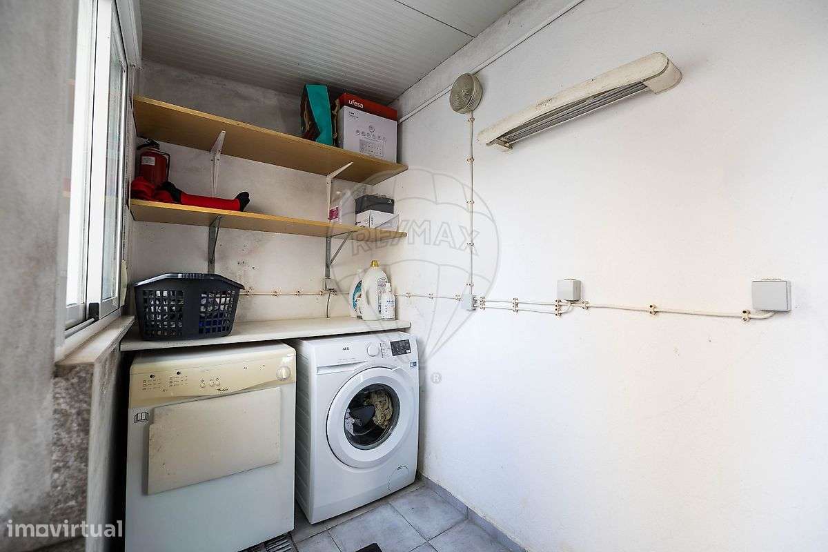 Moradia T5 para venda-10