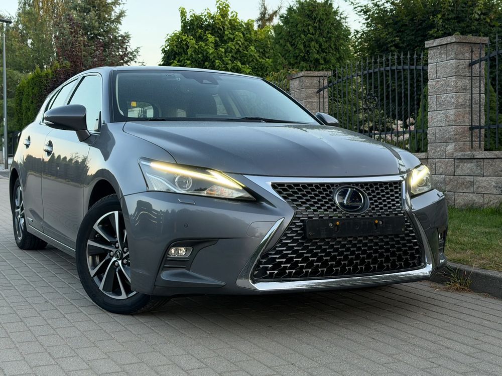 Lexus CT 200h Prestige 2020