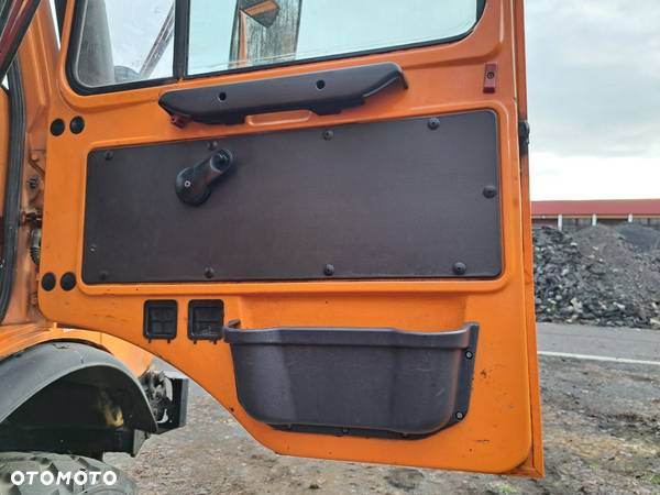 Mercedes-Benz UNIMOG U 1600 427.105 4X4 - 36