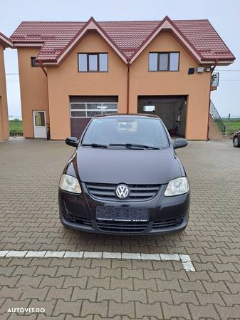 Volkswagen Fox - 2