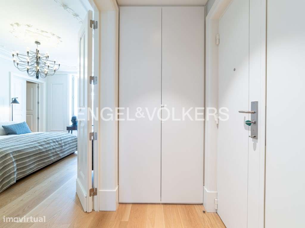 Exclusivo apartamento novo com 5 quartos (4 suites) e 4 lugares de ...-22
