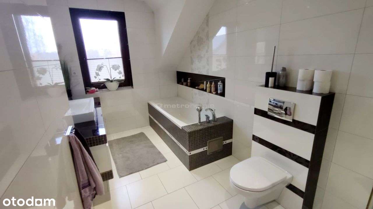 Na sprzedaż gotowy do zamieszkania dom, Bobrowniki-6