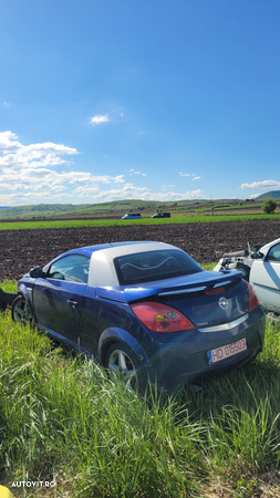 Dezmembrez opel tigra b 1.8 beznina - 2