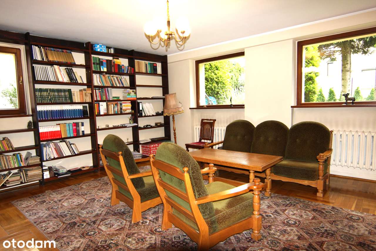 Przestronny dom z garażem i piwnicą, Świetna okazja na FLIP!-13