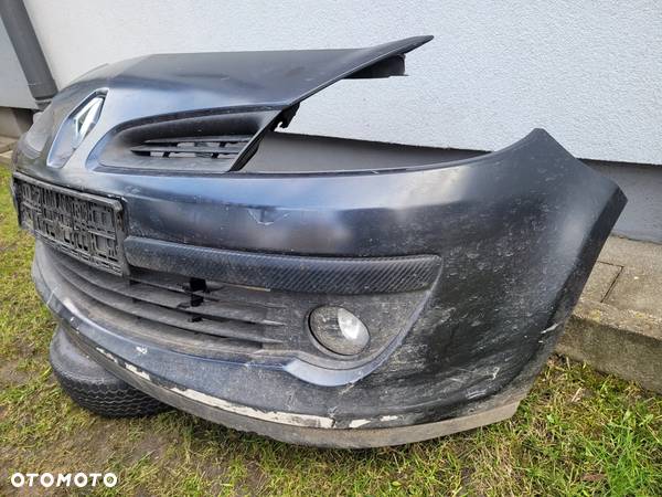 Zderzak przedni przód kompletny Renault Clio 3 TEB66 195 - 4