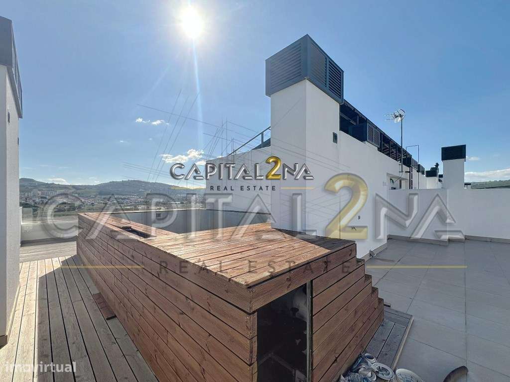 Penthouse T3 Duplex com Piscina Privada Aquecida, Terraço e Box par...-28