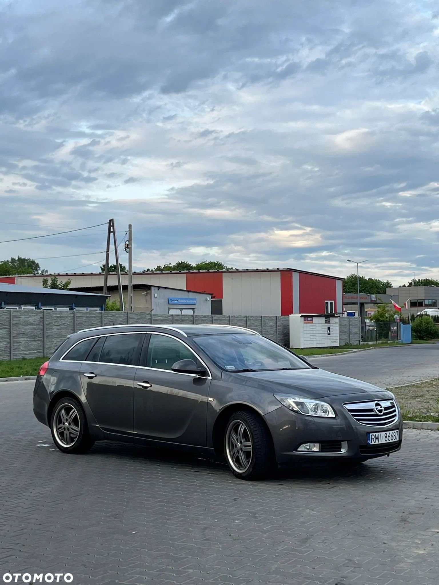 Opel Insignia 2.0 CDTI Sports Tourer - 1