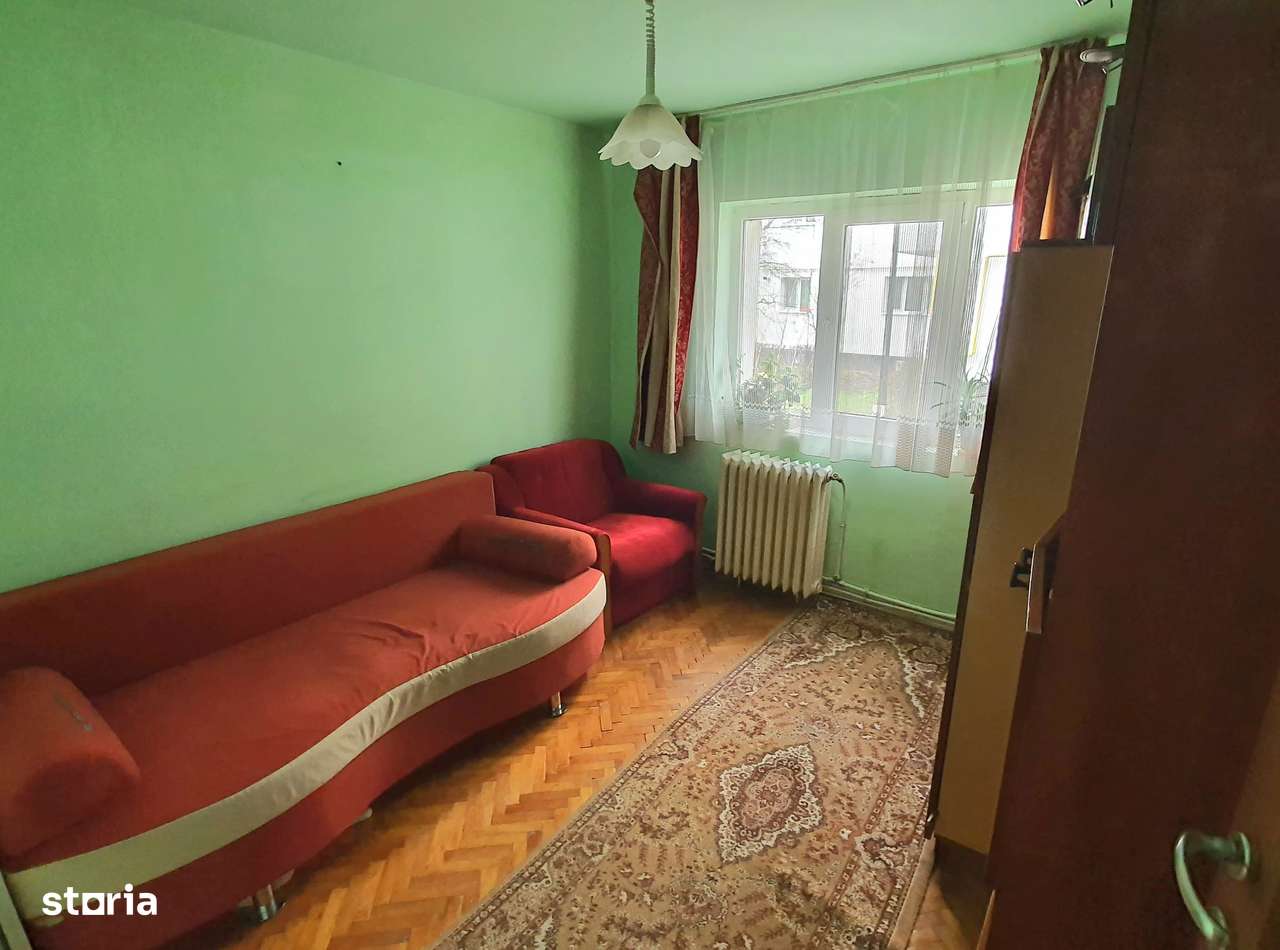 Proprietar vând ap. 2 camere mobilat - Stefan cel Mare Bistrița - Imagine principală: 4/8