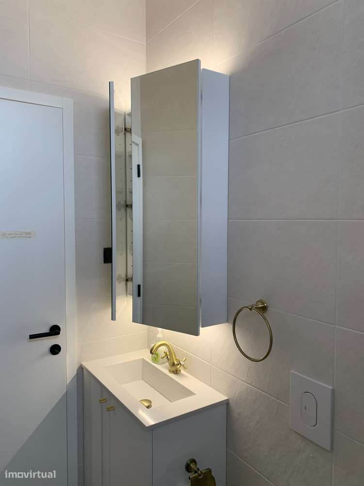 Apartamento T2 remodelado, com estacionamento - Benedita, Alcobaça-16