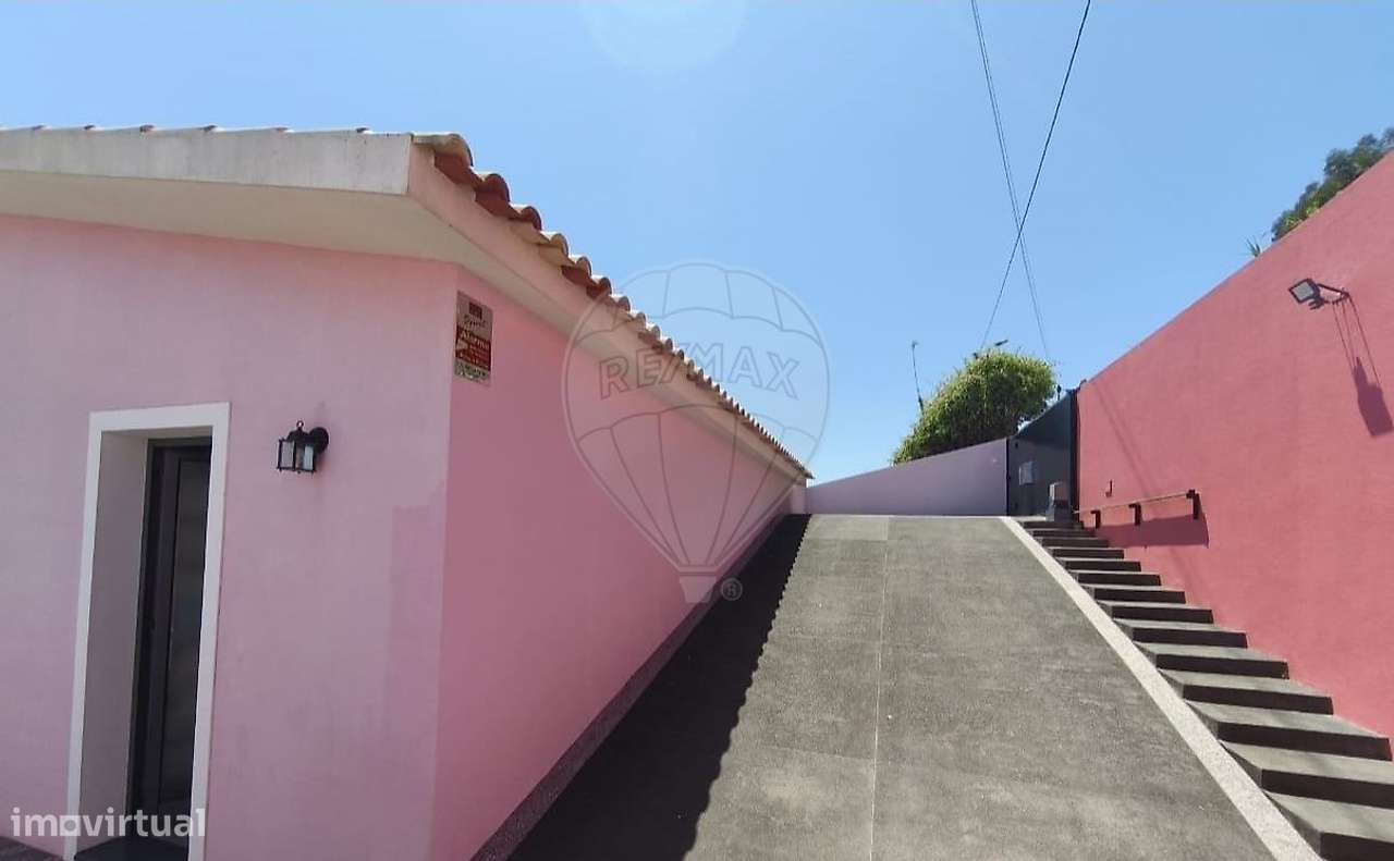 Moradia T2 para venda-7