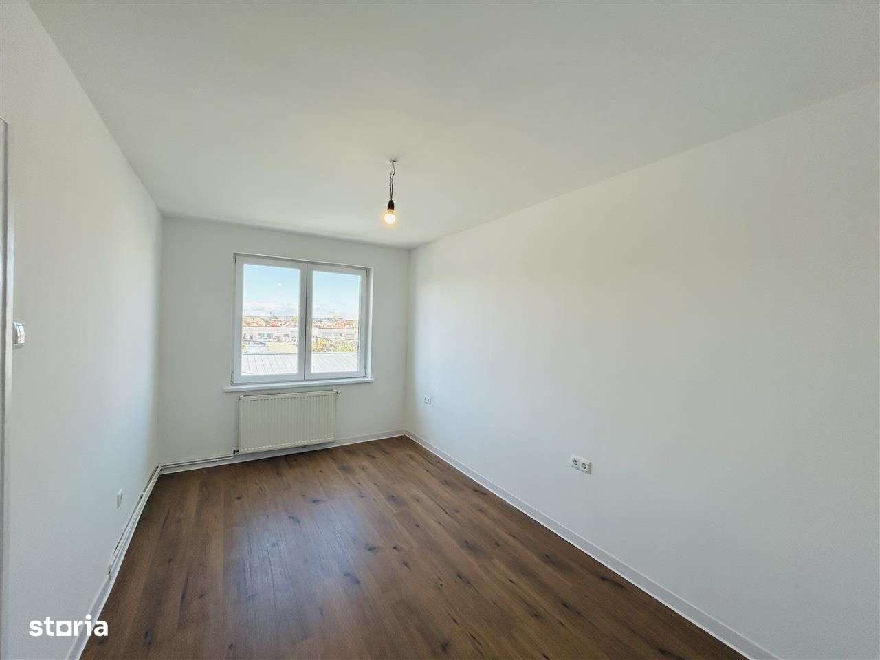 Apartament 2 camere, balcon - 47 mp, renovat complet, etaj 2 - Imagine principală: 3/7