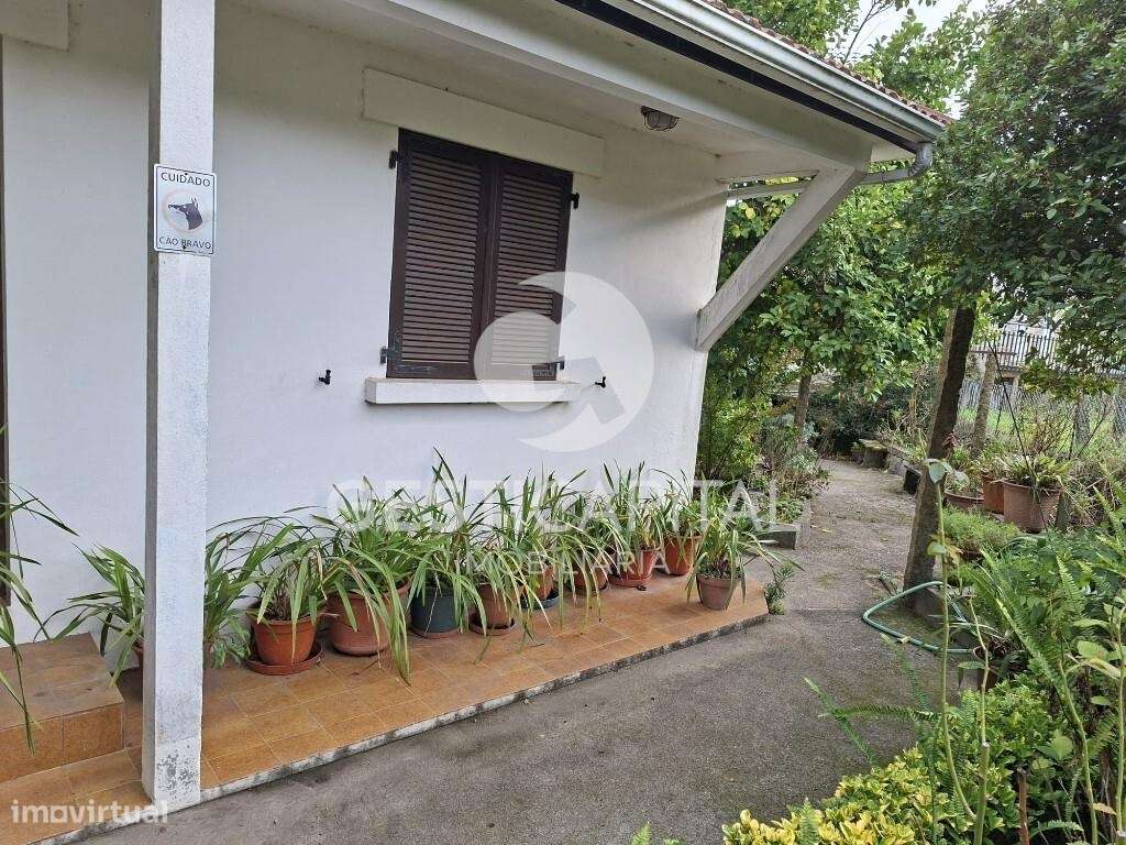 Moradia T3 com quintal em Sande, Marco de Canaveses - Grande imagem: 4/36