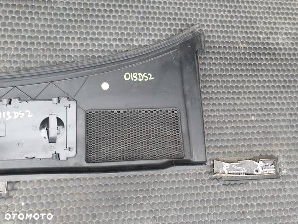 Podszybie 8E1819417A Pokrywa Oslona Klapka Akumulatora Europa Audi A4 B6 B7 - 13