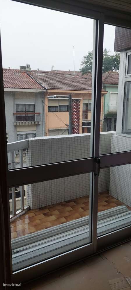 T3 Corujeira com Box e arrumos-5