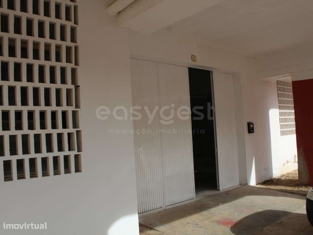 Armazém para diversas atividades industriais - Grande imagem: 4/28