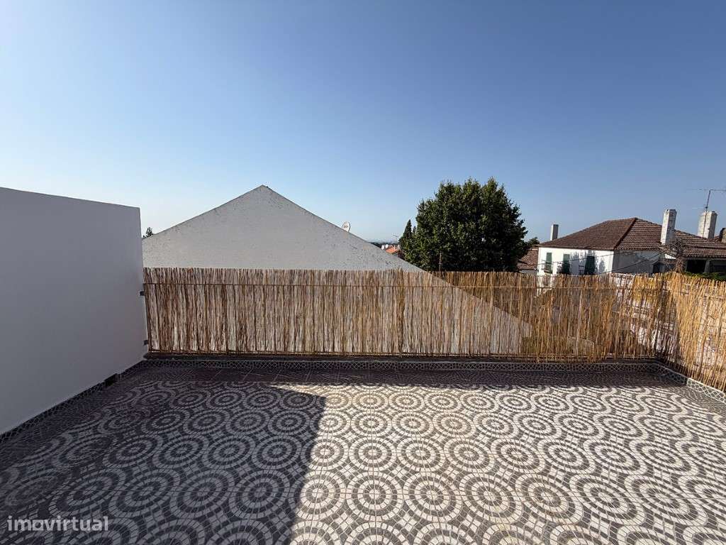 Moradia T5 em Condomínio com Piscina - Oleiros-21